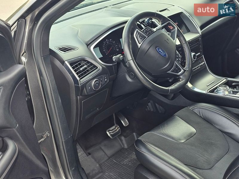Внедорожник / Кроссовер Ford Edge 2018 в Ивано-Франковске