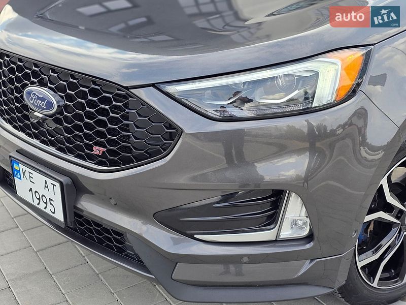 Внедорожник / Кроссовер Ford Edge 2018 в Ивано-Франковске