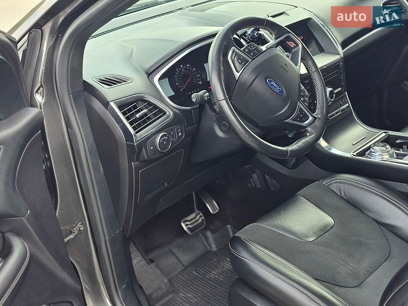 Внедорожник / Кроссовер Ford Edge 2018 в Ивано-Франковске