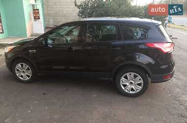 Внедорожник / Кроссовер Ford Escape 2012 в 