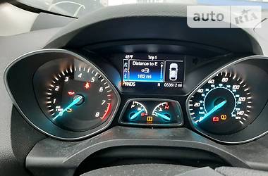 Внедорожник / Кроссовер Ford Escape 2016 в 