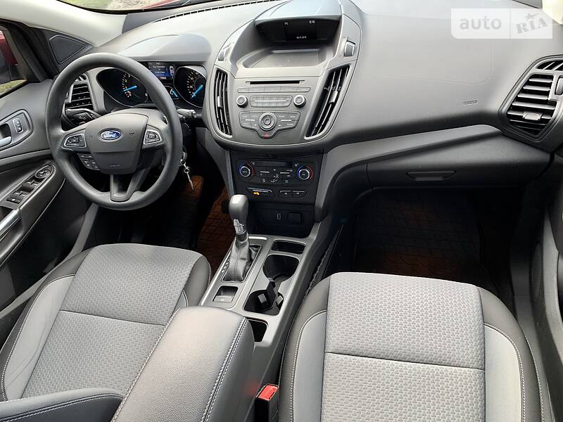 Позашляховик / Кросовер Ford Escape 2016 в Дніпрі фото 25 Позашляховик / Кросовер Ford Escape 2016 в Дніпрі