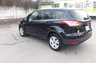 Позашляховик / Кросовер Ford Escape 2013 в 