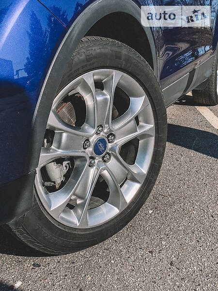 Позашляховик / Кросовер Ford Escape 2013 в Полтаві