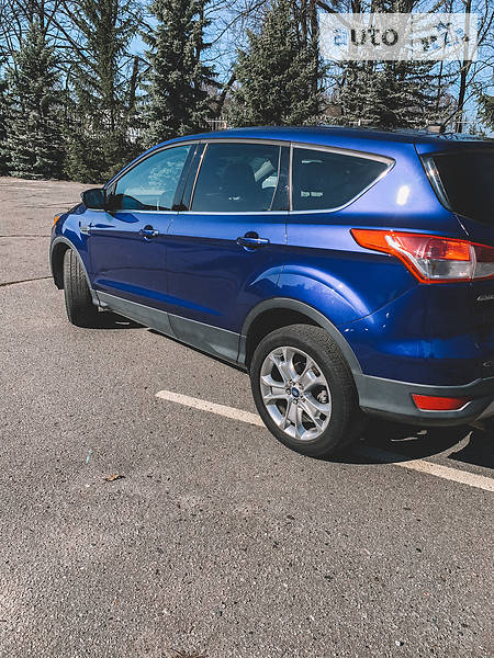 Позашляховик / Кросовер Ford Escape 2013 в Полтаві