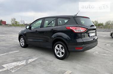 Позашляховик / Кросовер Ford Escape 2014 в 