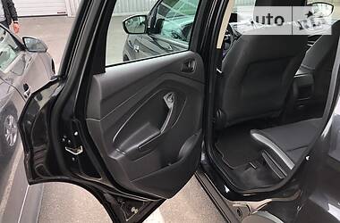Позашляховик / Кросовер Ford Escape 2014 в 