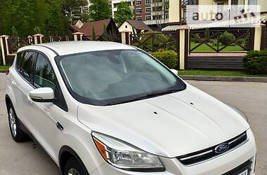 Позашляховик / Кросовер Ford Escape 2013 в 