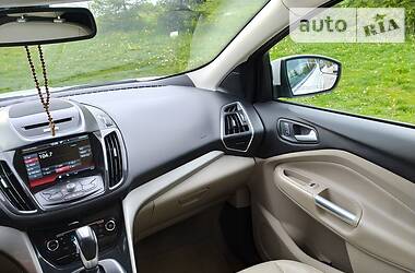Позашляховик / Кросовер Ford Escape 2013 в 