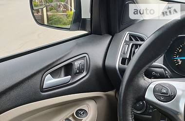Позашляховик / Кросовер Ford Escape 2013 в 