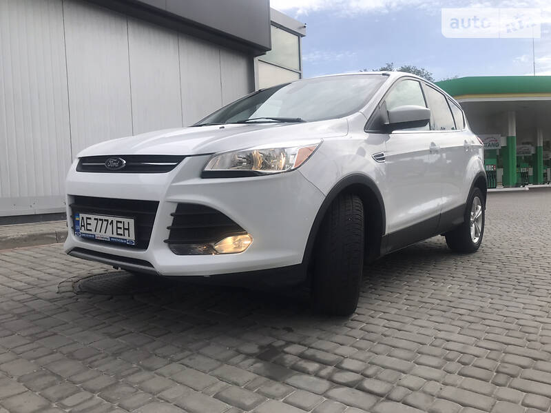 Позашляховик / Кросовер Ford Escape 2014 в Дніпрі