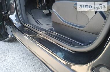 Позашляховик / Кросовер Ford Escape 2013 в 