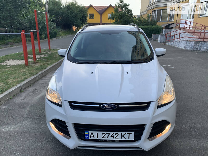 Позашляховик / Кросовер Ford Escape 2015 в Києві фото 3 Позашляховик / Кросовер Ford Escape 2015 в Києві