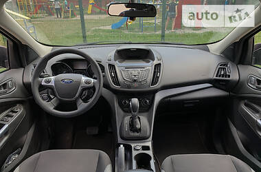 Внедорожник / Кроссовер Ford Escape 2014 в Ровно