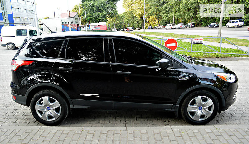 Позашляховик / Кросовер Ford Escape 2015 в Хмельницькому