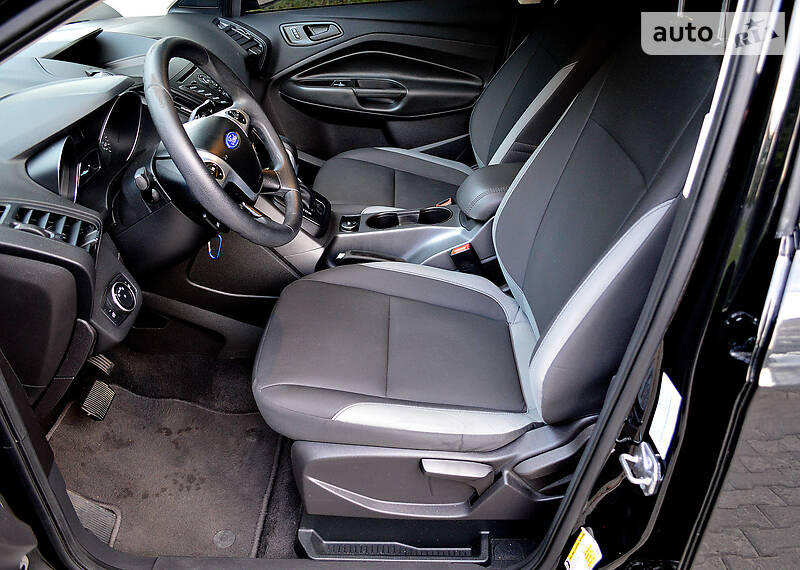 Позашляховик / Кросовер Ford Escape 2015 в Хмельницькому
