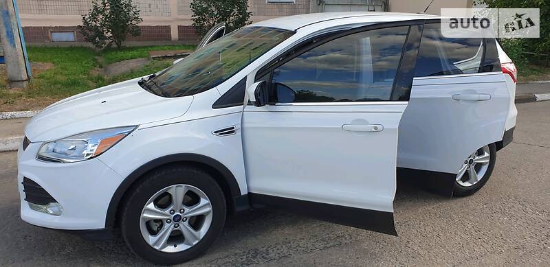 Позашляховик / Кросовер Ford Escape 2016 в Нікополі