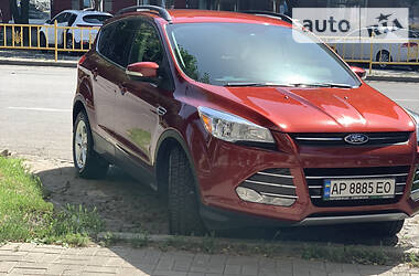 Позашляховик / Кросовер Ford Escape 2015 в 