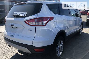 Внедорожник / Кроссовер Ford Escape 2014 в Львове