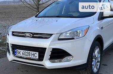 Внедорожник / Кроссовер Ford Escape 2013 в Ровно