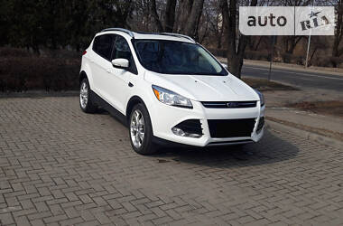 Внедорожник / Кроссовер Ford Escape 2015 в Львове