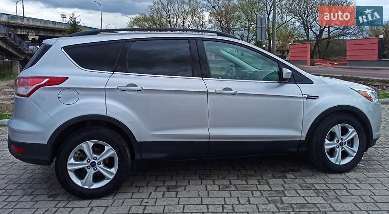 Внедорожник / Кроссовер Ford Escape 2014 в Дрогобыче