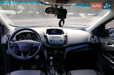 Внедорожник / Кроссовер Ford Escape 2016 в 