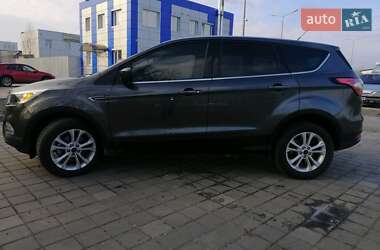 Внедорожник / Кроссовер Ford Escape 2016 в 