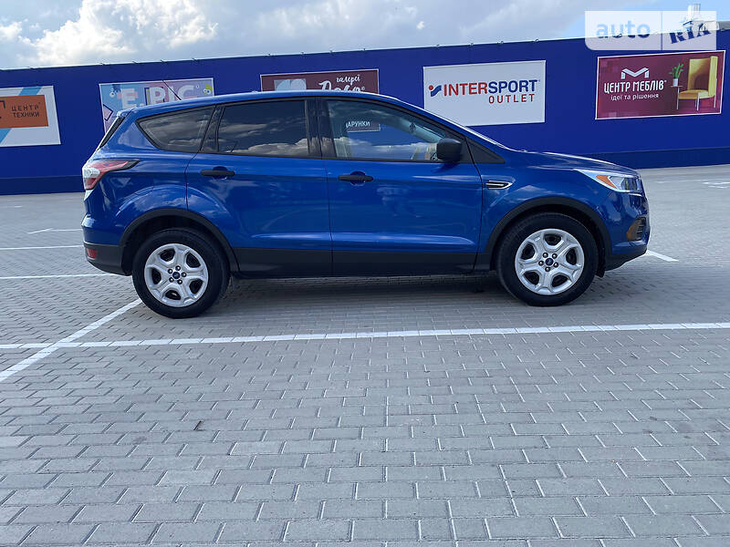 Внедорожник / Кроссовер Ford Escape 2016 в Тернополе