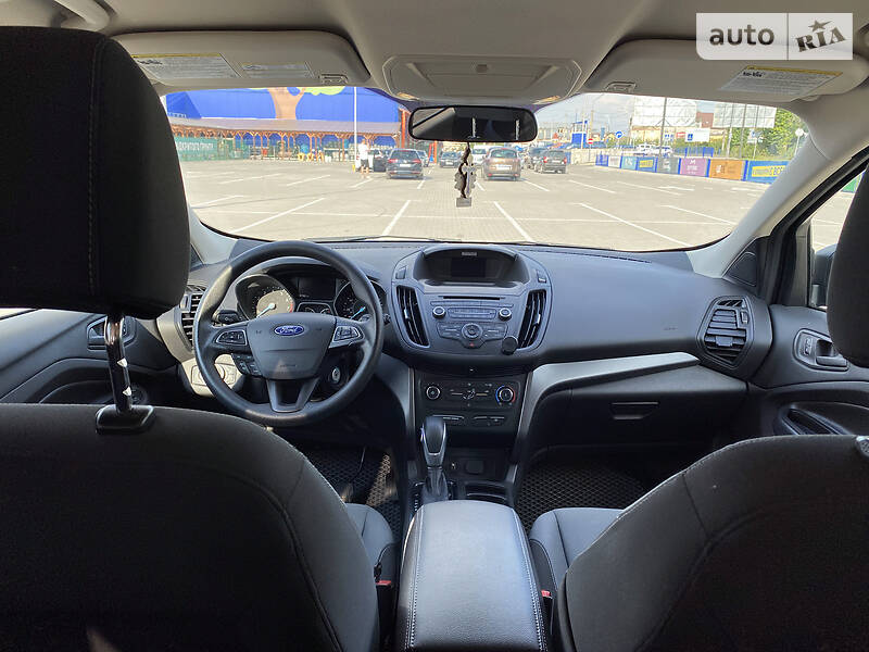 Внедорожник / Кроссовер Ford Escape 2016 в Тернополе