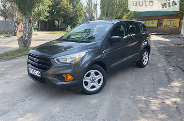 Позашляховик / Кросовер Ford Escape 2017 в Києві