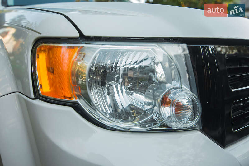 Внедорожник / Кроссовер Ford Escape 2011 в Днепре