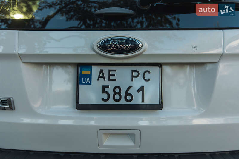 Внедорожник / Кроссовер Ford Escape 2011 в Днепре