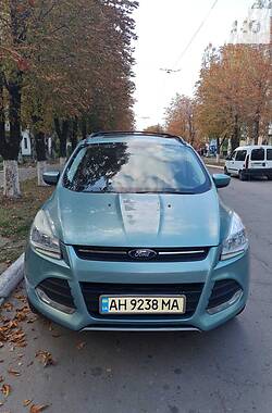 Позашляховик / Кросовер Ford Escape 2012 в Покровську