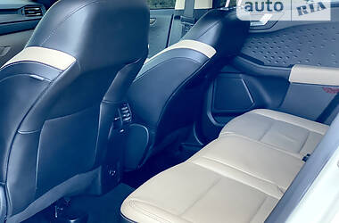 Внедорожник / Кроссовер Ford Escape 2020 в 