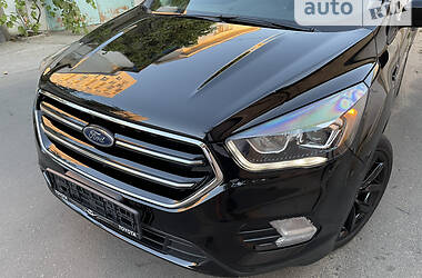 Позашляховик / Кросовер Ford Escape 2018 в Одесі