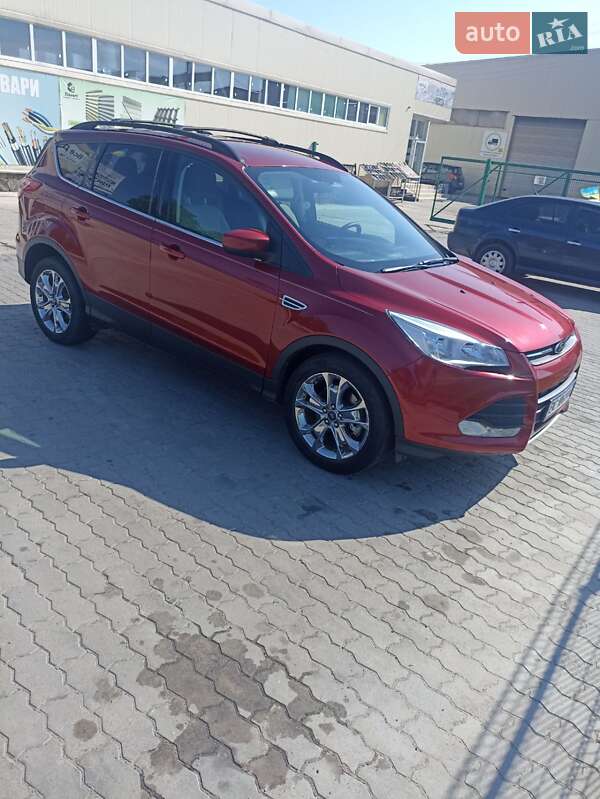 Внедорожник / Кроссовер Ford Escape 2014 в Каменке-Бугской