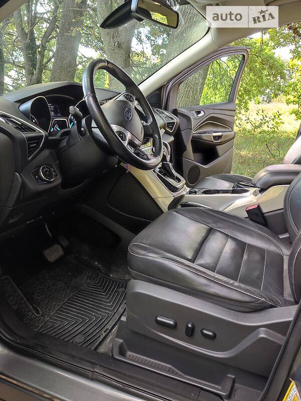 Внедорожник / Кроссовер Ford Escape 2012 в Виннице