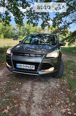 Внедорожник / Кроссовер Ford Escape 2012 в 