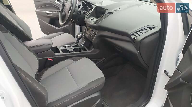 Внедорожник / Кроссовер Ford Escape 2019 в Краматорске