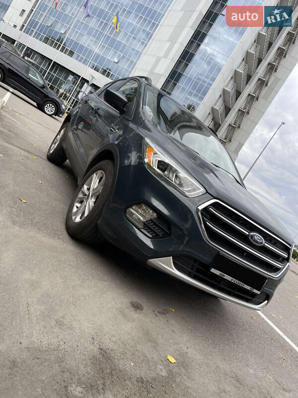 Внедорожник / Кроссовер Ford Escape 2019 в Киеве фото 2 Внедорожник / Кроссовер Ford Escape 2019 в Киеве