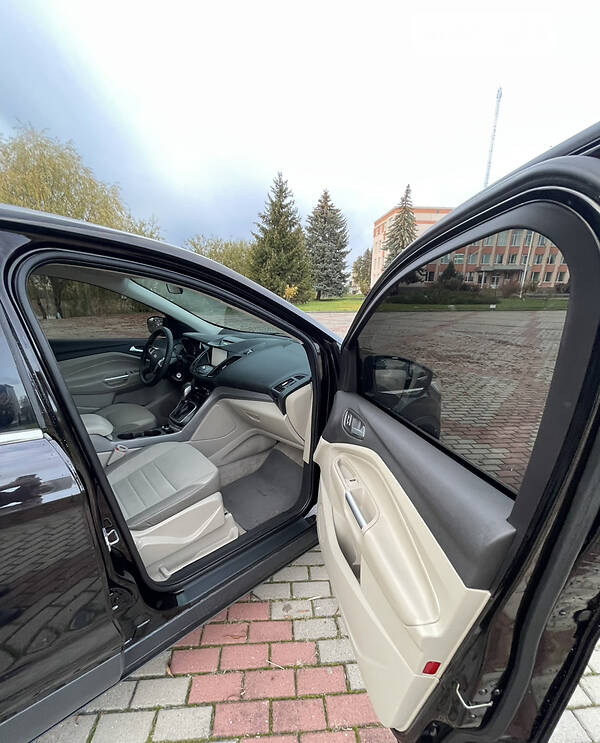 Позашляховик / Кросовер Ford Escape 2012 в Рівному фото 13 Позашляховик / Кросовер Ford Escape 2012 в Рівному