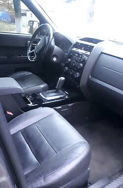 Внедорожник / Кроссовер Ford Escape 2012 в 