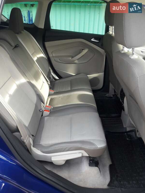 Позашляховик / Кросовер Ford Escape 2014 в Івано-Франківську