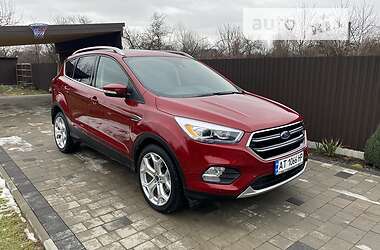 Позашляховик / Кросовер Ford Escape 2019 в Коломиї