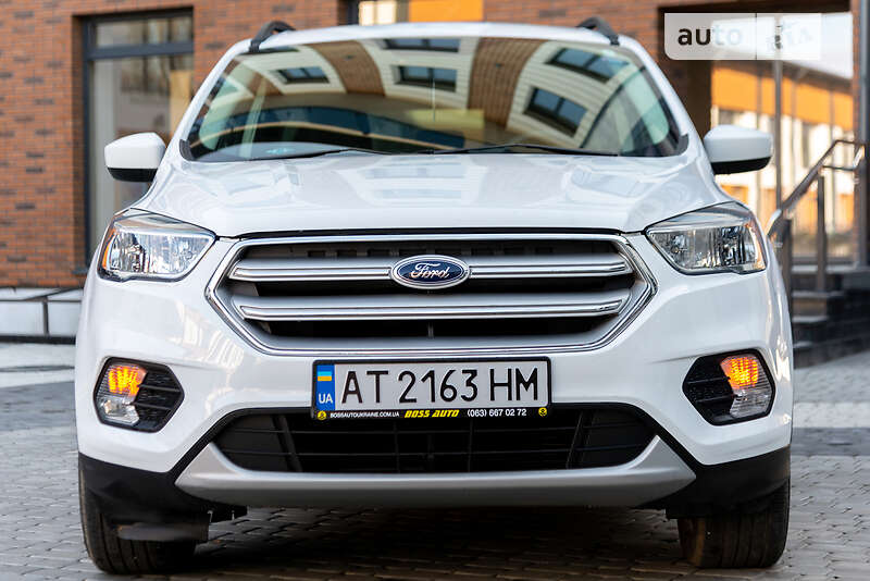 Внедорожник / Кроссовер Ford Escape 2018 в Коломые