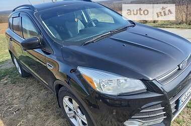Внедорожник / Кроссовер Ford Escape 2014 в 