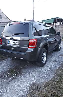Внедорожник / Кроссовер Ford Escape 2012 в 