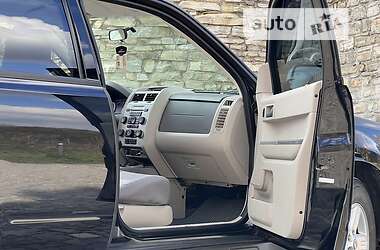 Внедорожник / Кроссовер Ford Escape 2008 в 