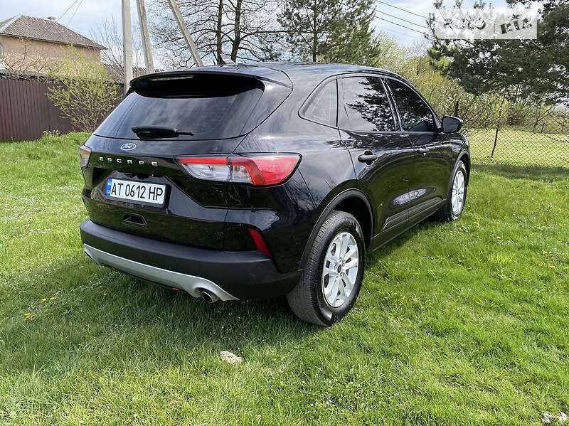Внедорожник / Кроссовер Ford Escape 2021 в Ивано-Франковске